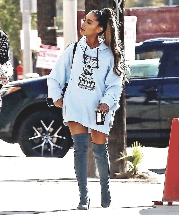 Ariana Grande Hoodies