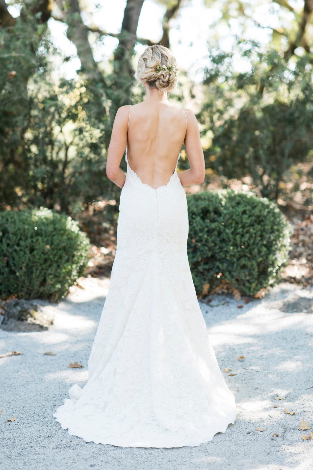 Backless Style Wedding Dresses 1