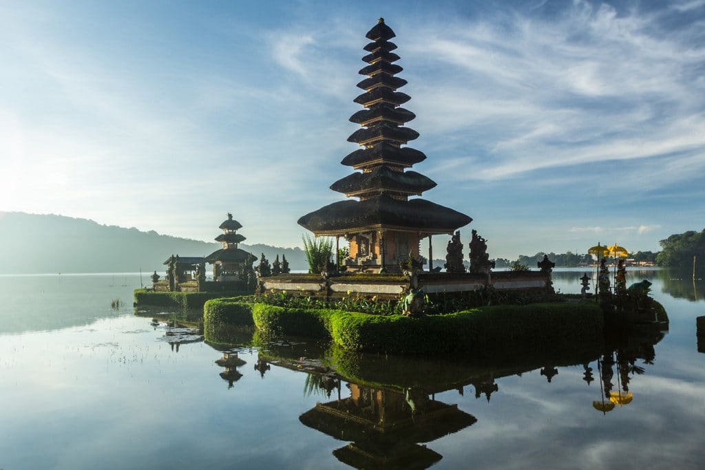 Bali Indonesia romantic wedding venue-min