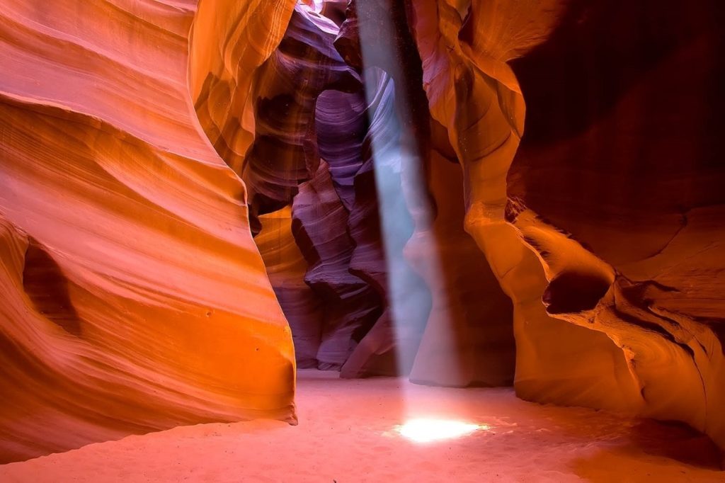 Have privacy in a slot canyon