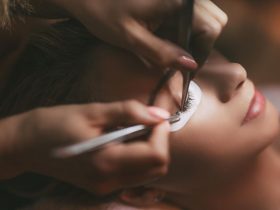 Getting Eyelash Extensions