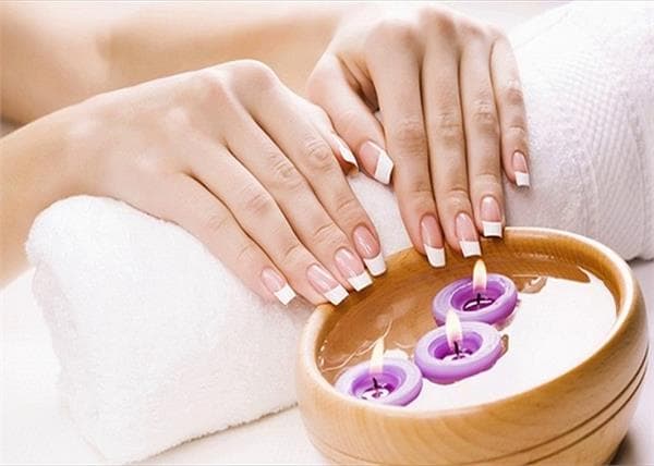 Hot Oil Manicure