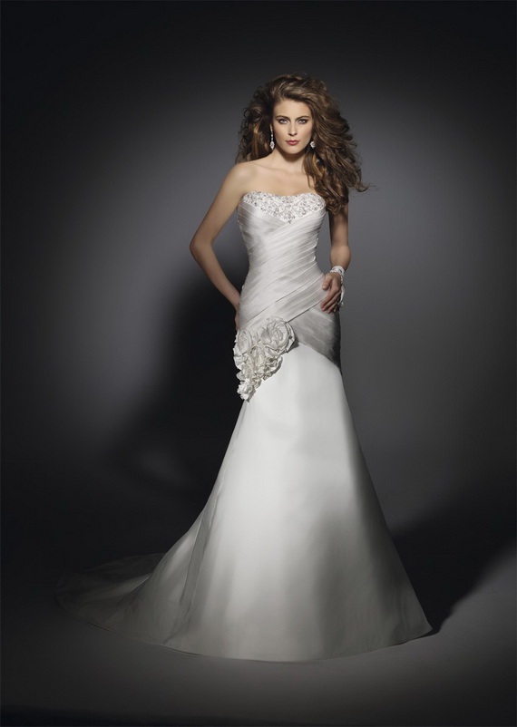 Hourglass Shape Wedding Dress