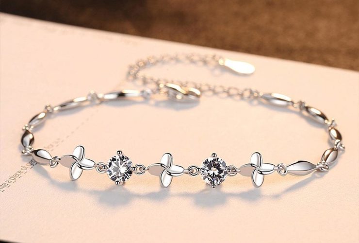 Lucky four-leaf clover bracelet for her