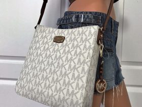 Michael Kors Messenger and Crossbody Bags