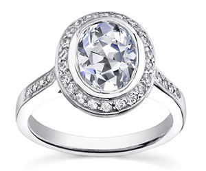 Oval Cut Diamond Engagement Rings