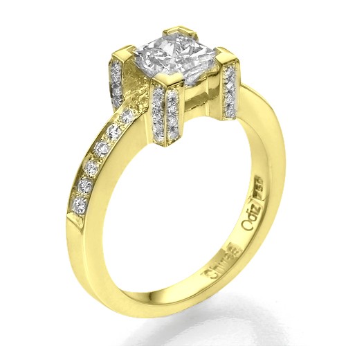 Snow Queen Clarity Princess Cut Diamond Engagement Ring