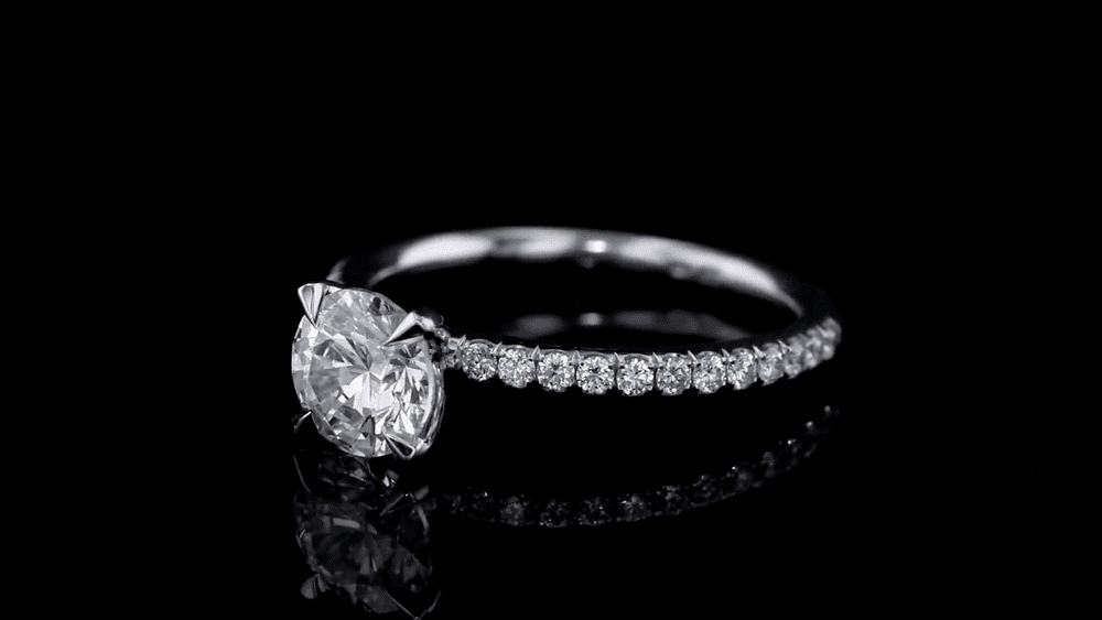 diamond prong setting