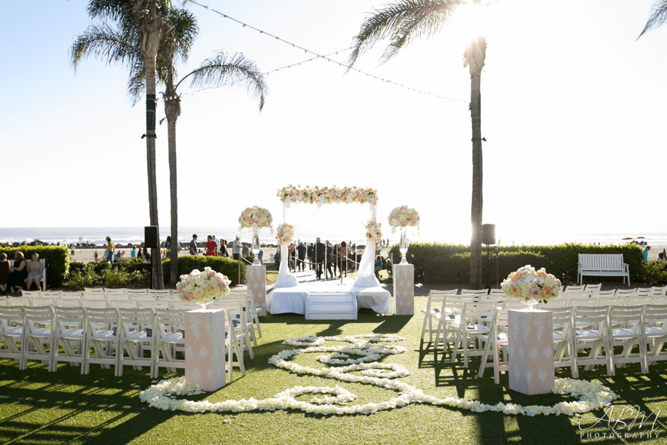 How To Make the Grand Wedding Entrance?